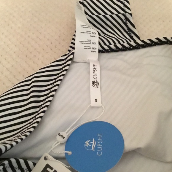 Cupshe bikini. High waisted black & white stripe bottom and pink floral top - Picture 8 of 16